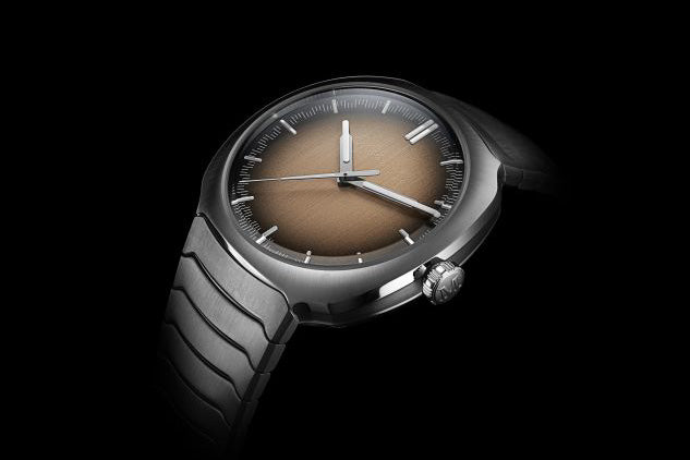 H. MOSER & CIE. - STREAMLINER CENTER SECONDS SMOKED SALMON